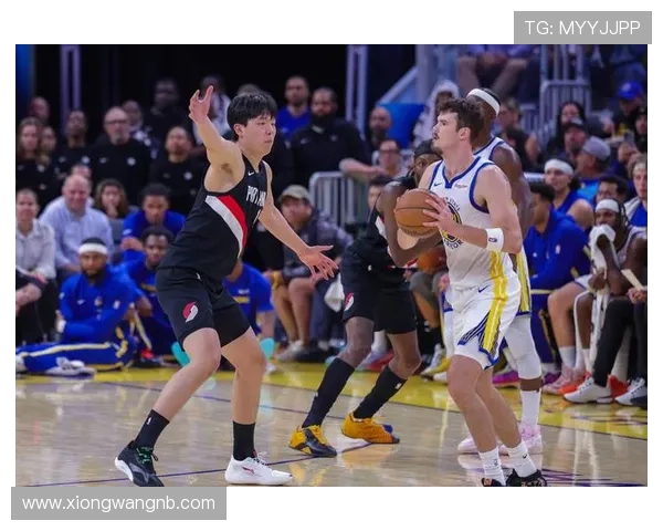 勇士与开拓者季前赛对决:新赛季前瞻激战正酣双方阵容精彩亮相