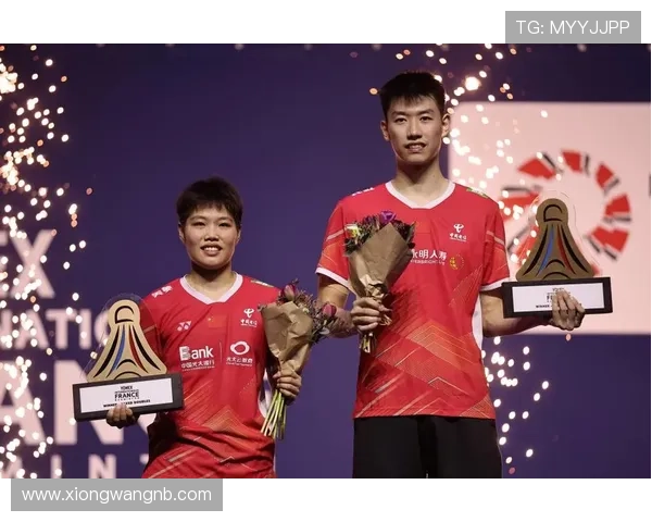 冯彦哲黄东萍欧洲赛季载誉凯旋共同见证国羽全新战拍耀目发布